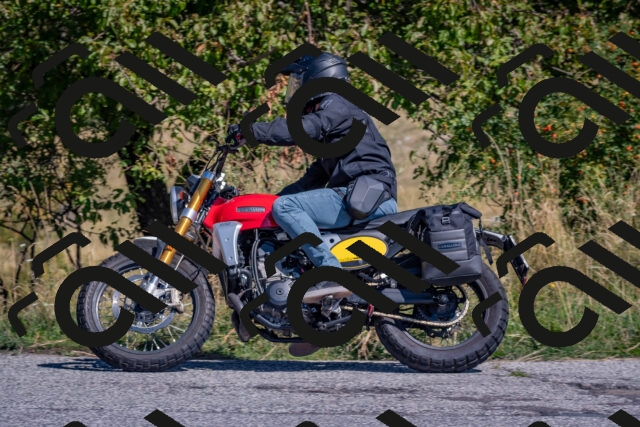 202509061151-DSC_8778_c4_