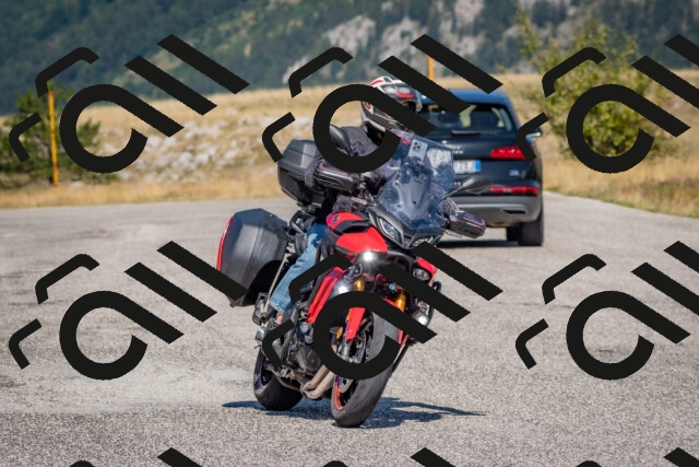 202509061203-DSC_8851_c4_