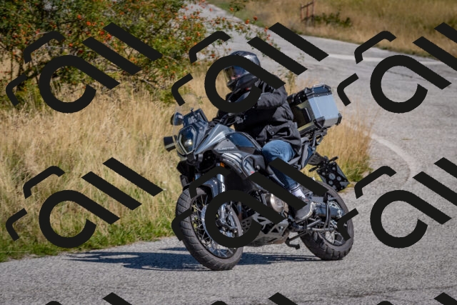 202509061205-DSC_8881_c4_