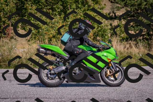 202509061205-DSC_8882_c4_