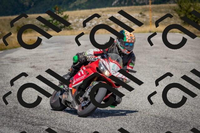 202509061210-DSC_8936_c4_