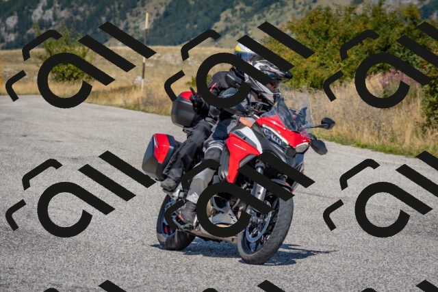 202509061225-DSC_9009_c4_