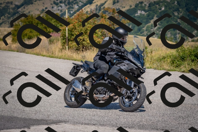 202509061226-DSC_9032_c4_