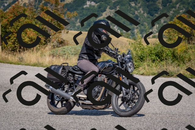 202509061226-DSC_9034_c4_