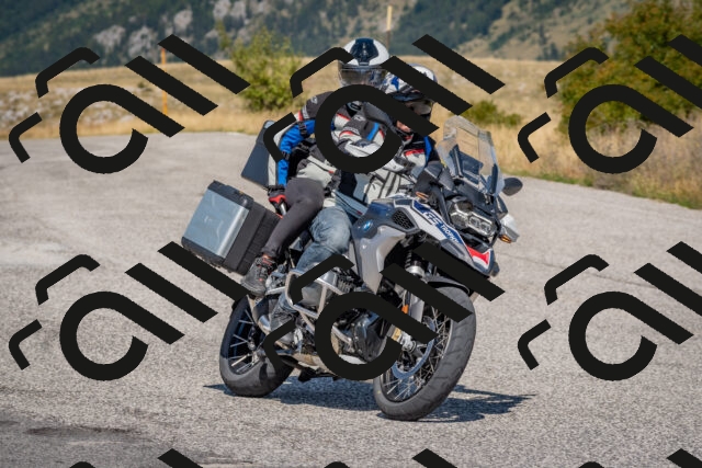 202509061227-DSC_9051_c4_