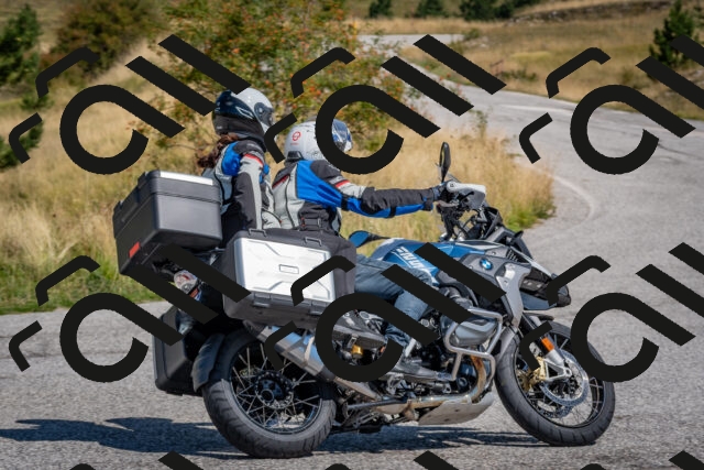 202509061227-DSC_9053_c4_