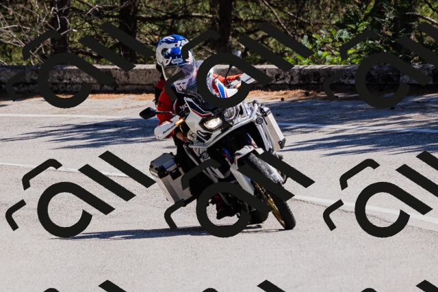 202509061307-_04A5961_c3