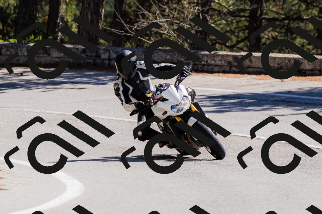 202509061308-_04A5997_c3