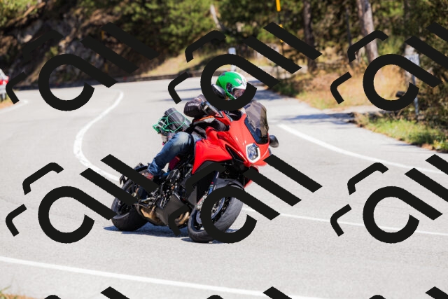 202509061309-_04A6034_c3