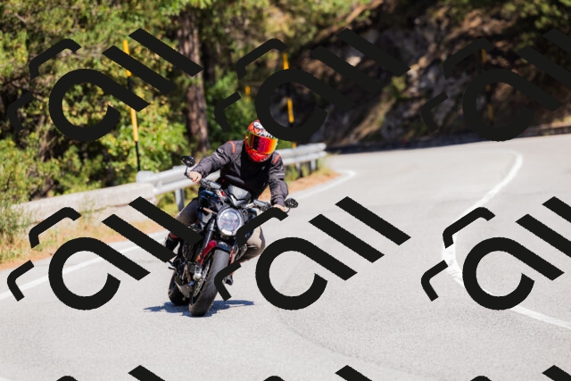 202509061309-_04A6044_c3