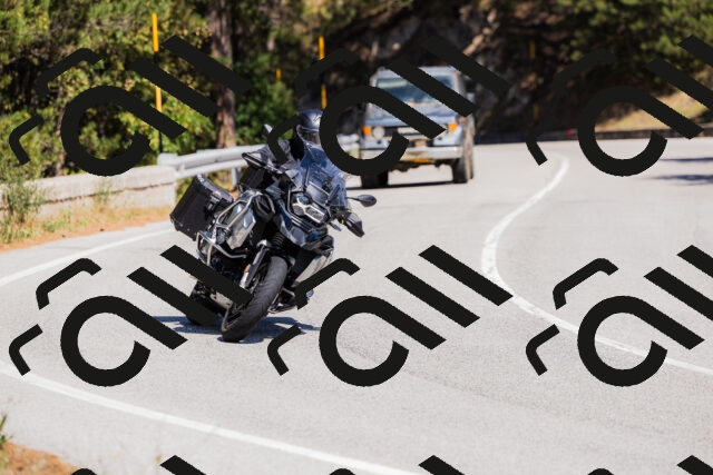 202509061319-_04A6160_c3