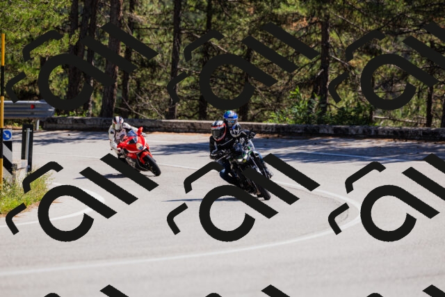 202509061322-_04A6212_c3