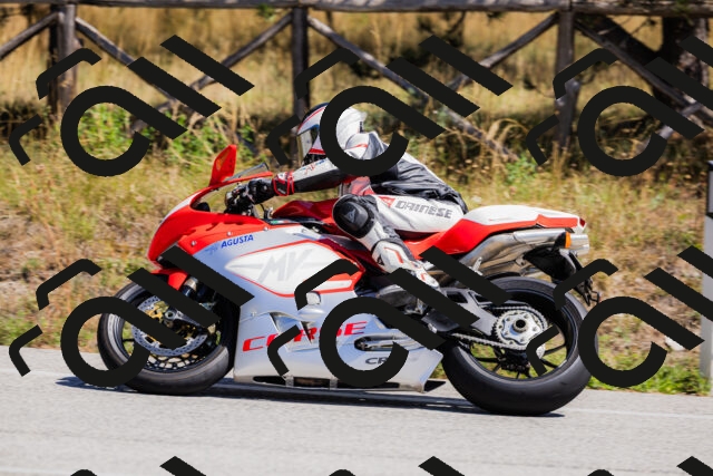 202509061322-_04A6218_c3