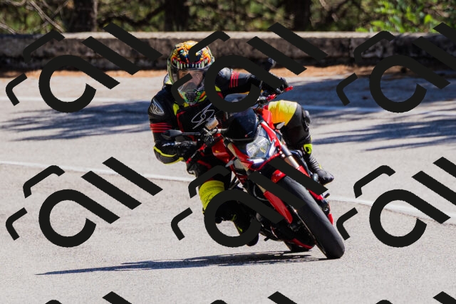 202509061322-_04A6220_c3