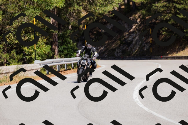 202509061323-_04A6227_c3