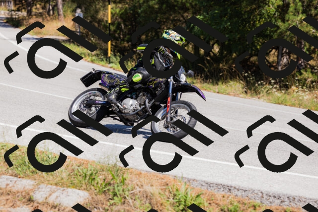 202509061331-_04A6303_c3