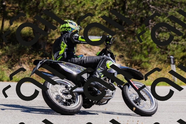 202509061331-_04A6305_c3