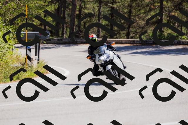 202509061333-_04A6345_c3