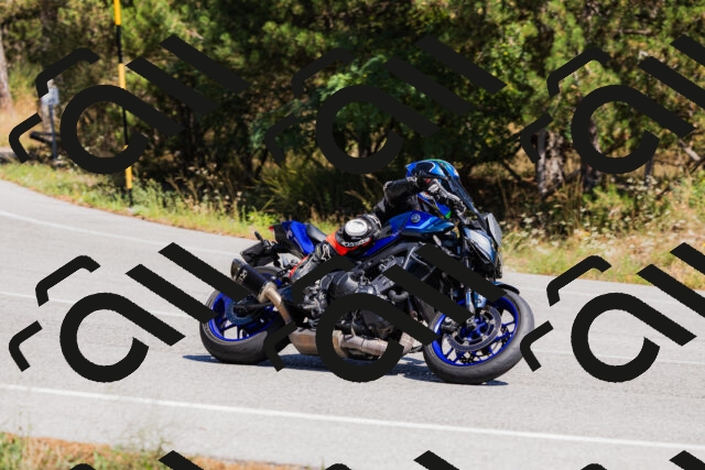 202509061335-_04A6373_c3