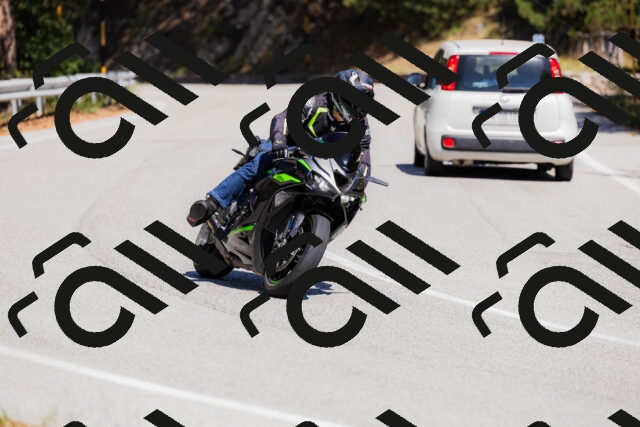 202509061335-_04A6386_c3