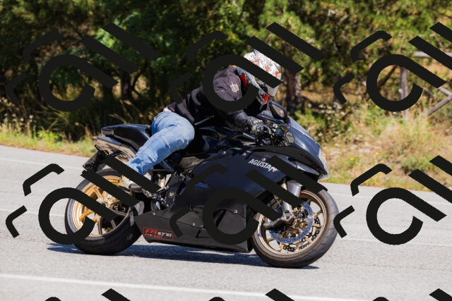 202509061336-_04A6404_c3