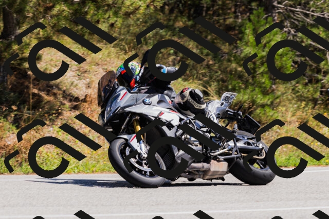 202509061339-_04A6433_c3