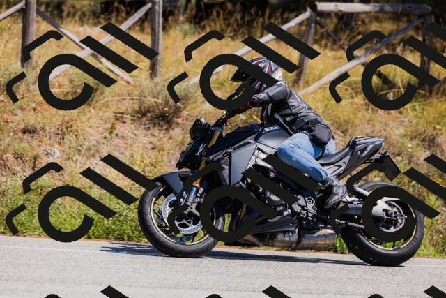 202509061342-_04A6486_c3