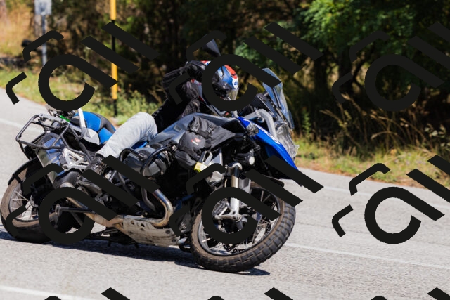 202509061346-_04A6497_c3