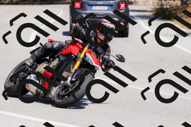 202509061347-_04A6510_c3