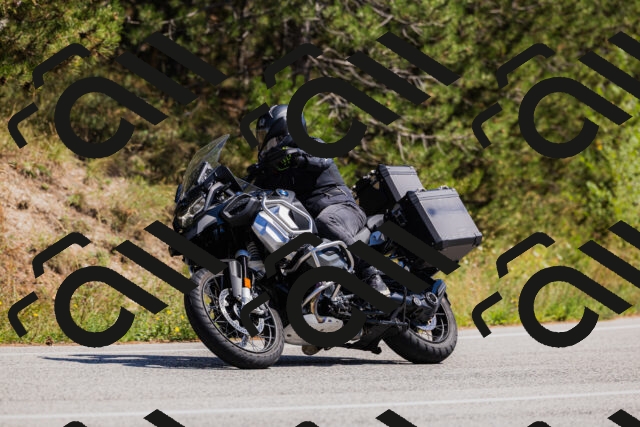 202509061349-_04A6540_c3