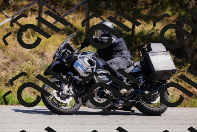 202509061349-_04A6541_c3