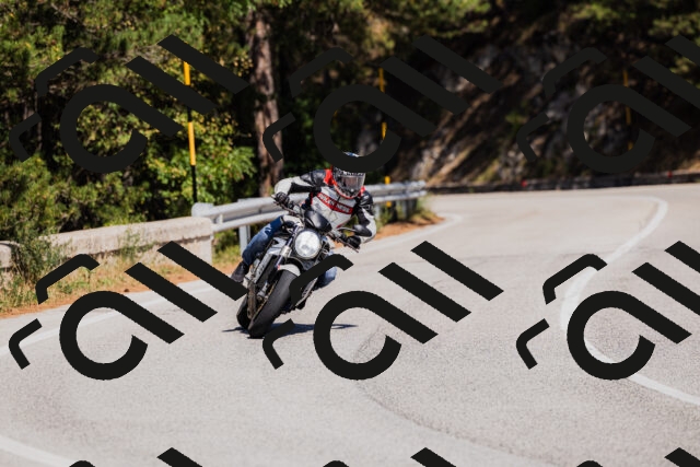 202509061349-_04A6543_c3