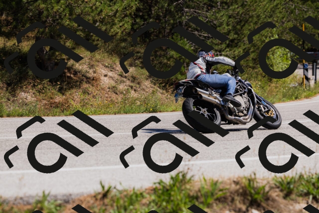 202509061349-_04A6549_c3