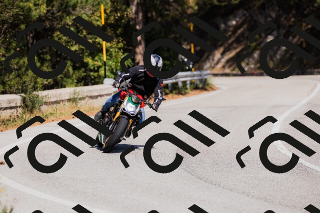 202509061357-_04A6569_c3