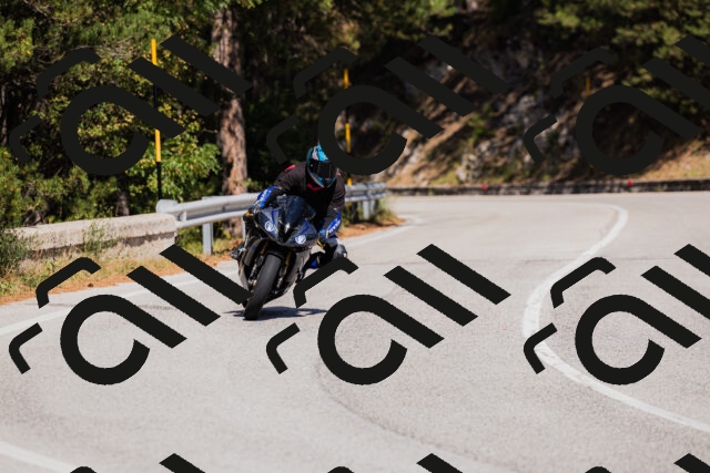 202509061404-_04A6672_c3