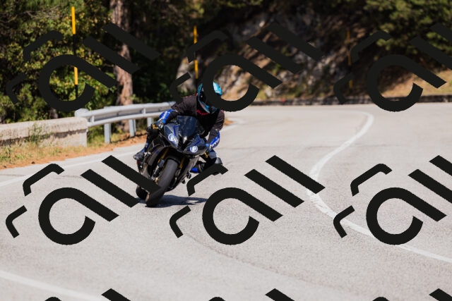 202509061404-_04A6673_c3