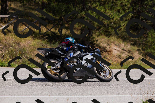 202509061404-_04A6678_c3