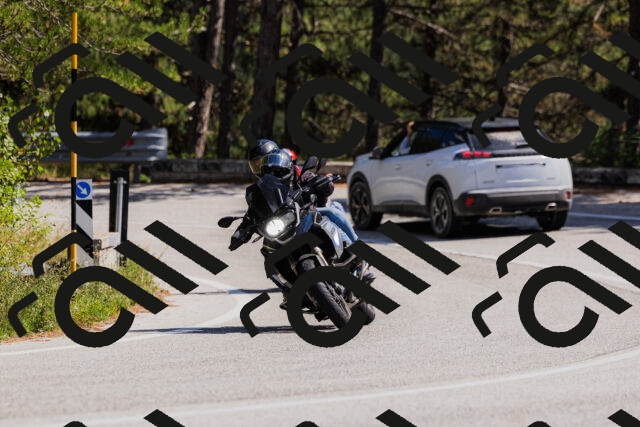 202509061405-_04A6714_c3