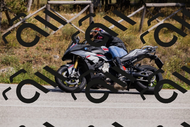 202509061405-_04A6719_c3