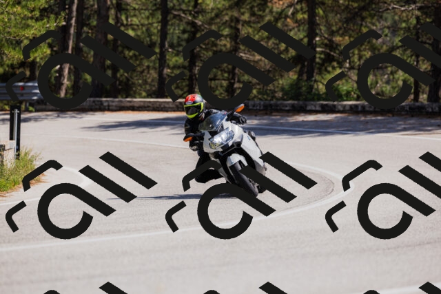 202509061407-_04A6762_c3