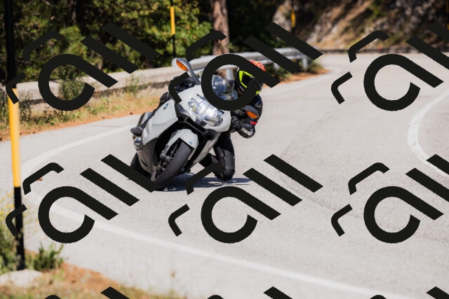 202509061408-_04A6771_c3