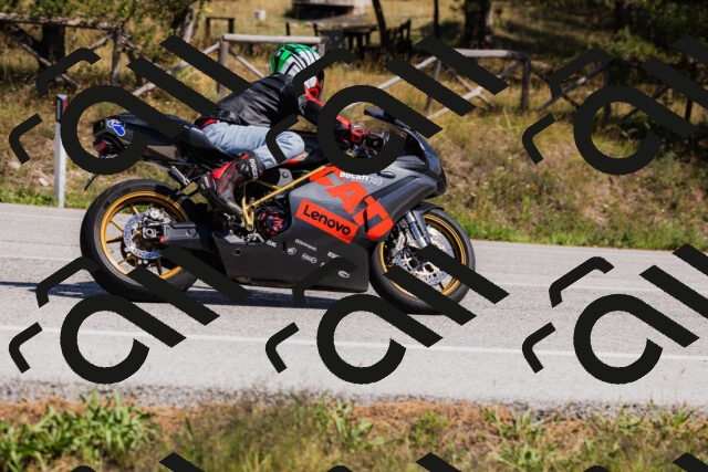 202509061414-_04A6824_c3