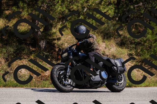 202509061416-_04A6852_c3