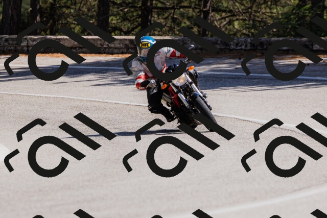 202509061419-_04A6897_c3