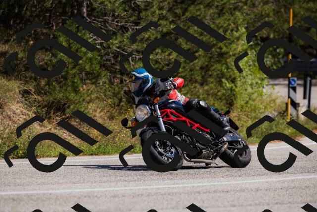 202509061419-_04A6902_c3