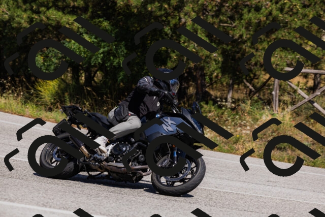 202509061419-_04A6928_c3