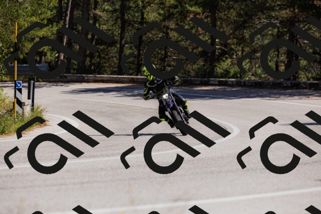 202509061420-_04A6931_c3