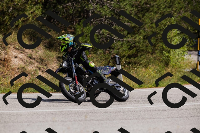 202509061420-_04A6934_c3