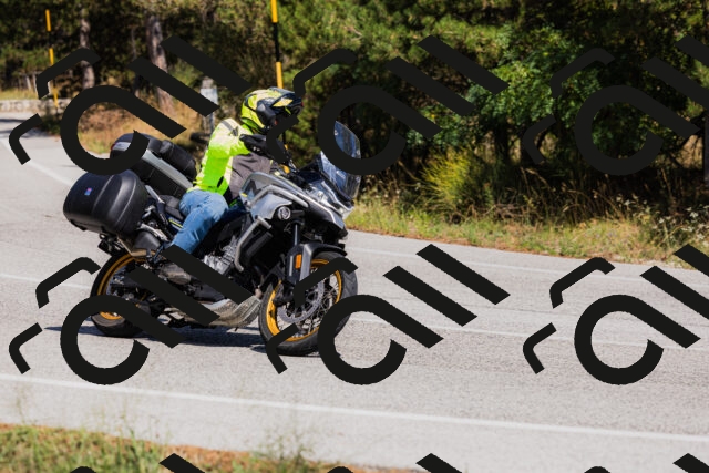 202509061420-_04A6940_c3