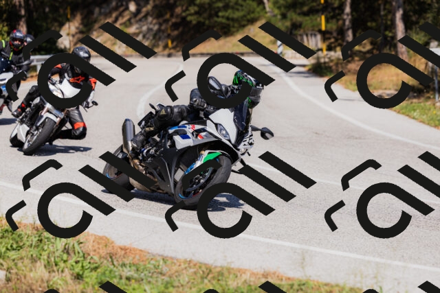 202509061428-_04A6975_c3